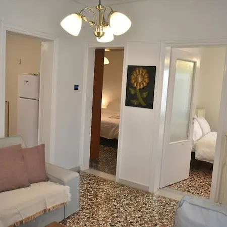 Flat And Cozy House In Trikala (Thessaly)